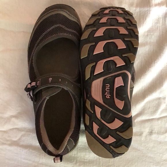 Ahnu Shoes - Ahnu Shoes